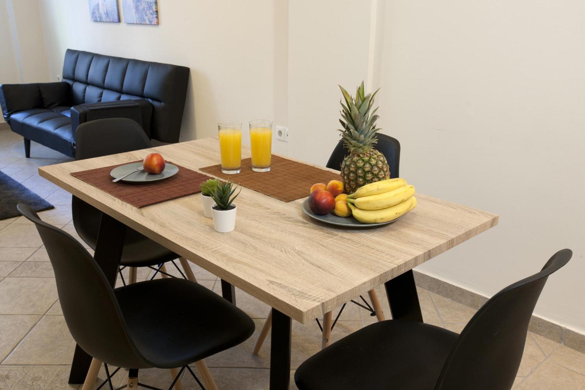 Comfortable Apartment At The Foot Of The Odeon Of Herodes Atticus Atenas Exterior foto